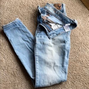 American Eagle light jeans